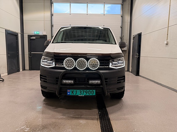 Volkswagen Transporter 30 of 30