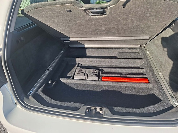 Volvo V70 15 of 24