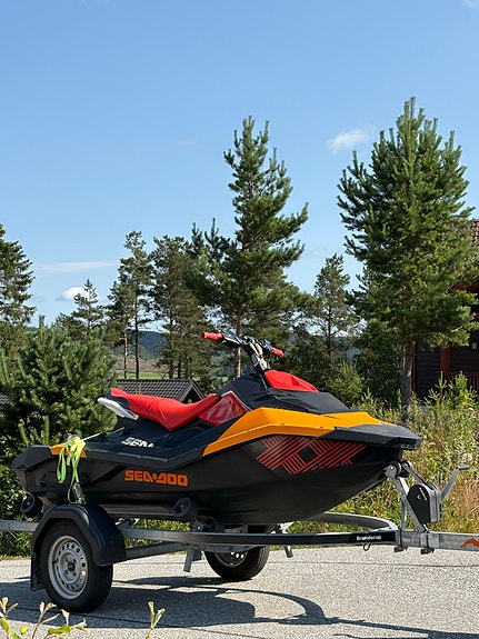SeaDoo Spark Trixx 3up med henger 3 of 7