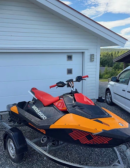SeaDoo Spark Trixx 3up med henger 2 of 7