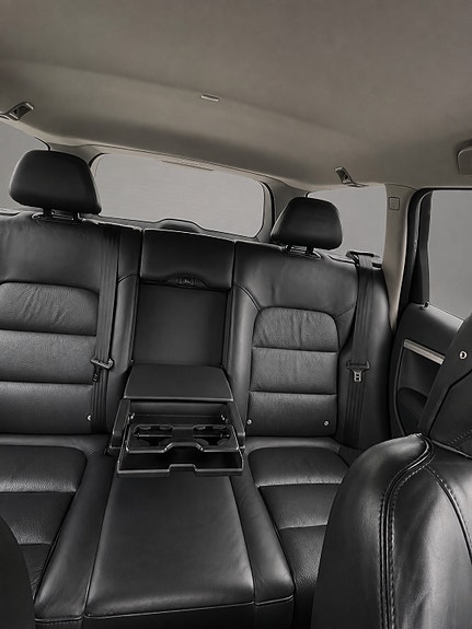 Volvo V70 7 of 8