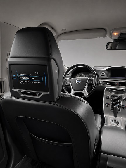 Volvo V70 6 of 8
