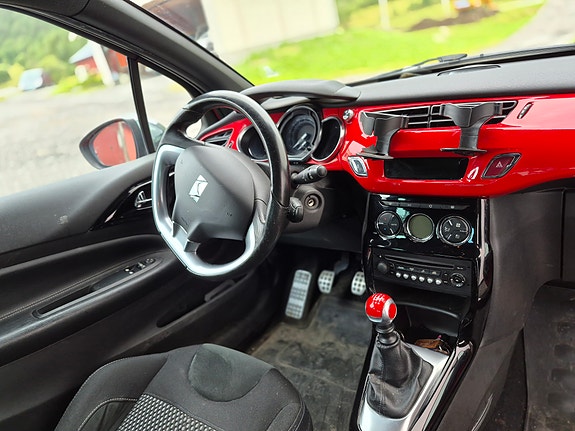 Citroen DS3 9 of 10