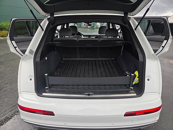 Audi Q7 17 of 21