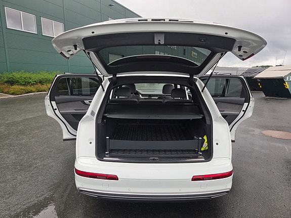 Audi Q7 19 of 21