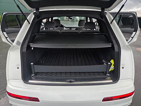 Audi Q7 18 of 21