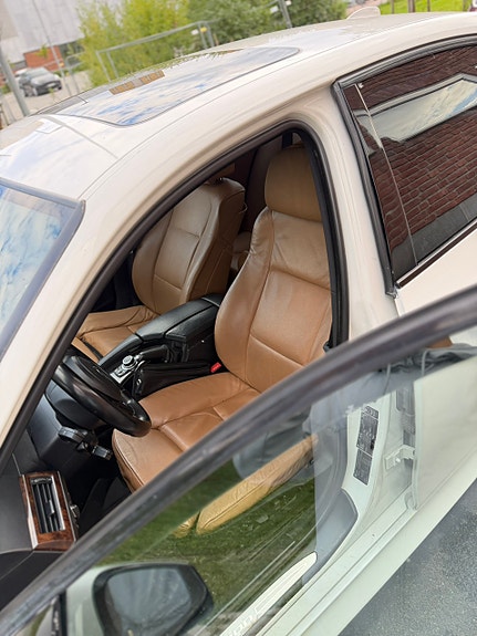 BMW 525xd 7 of 7
