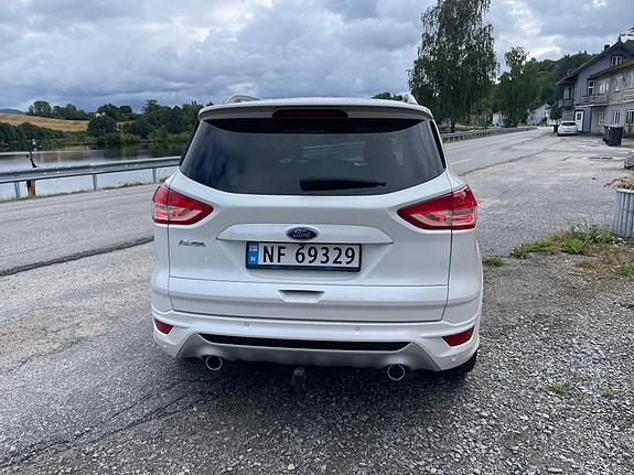 Ford Kuga 4 of 21