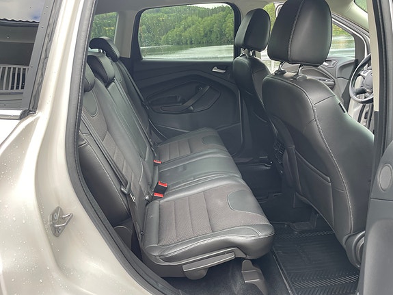 Ford Kuga 12 of 21