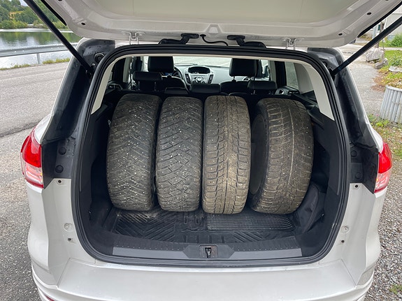 Ford Kuga 20 of 21