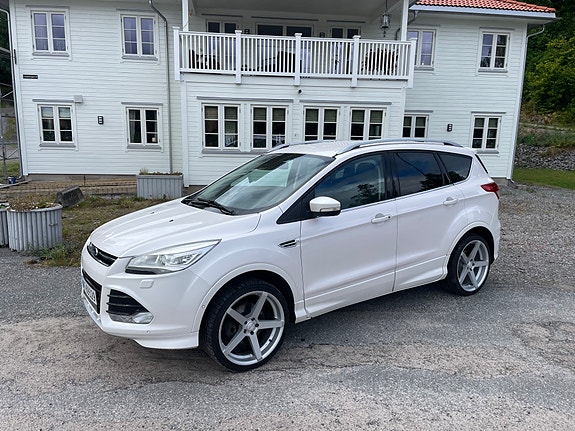 Ford Kuga 7 of 21
