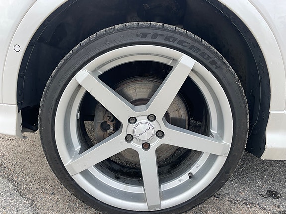 Ford Kuga 18 of 21