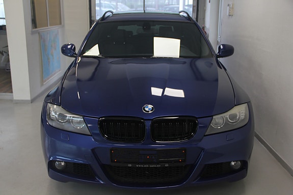 BMW 335i 3 of 30