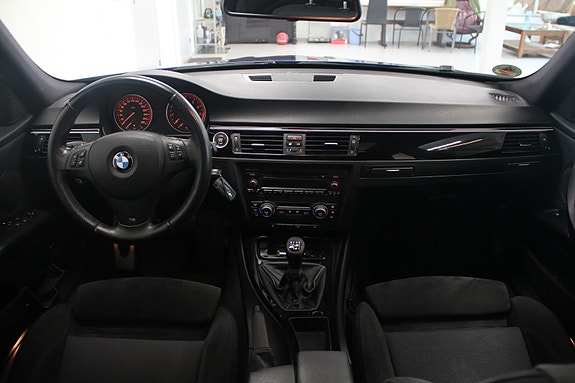 BMW 335i 21 of 30