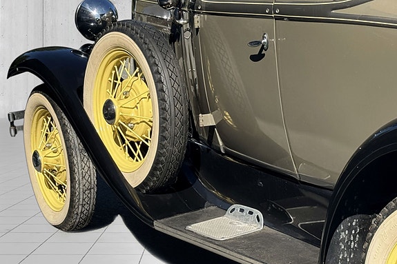 Ford 18 of 30