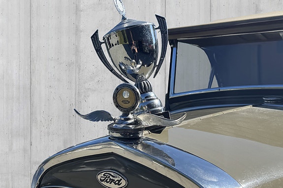 Ford 25 of 30