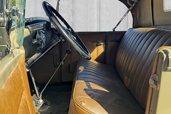 Ford 9 of 30