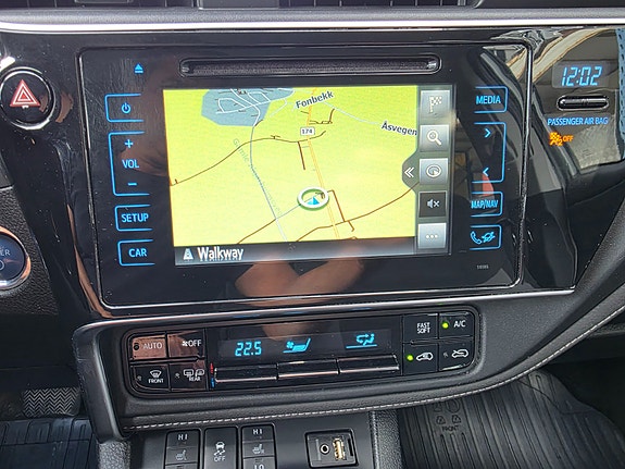 Toyota Auris 20 of 24