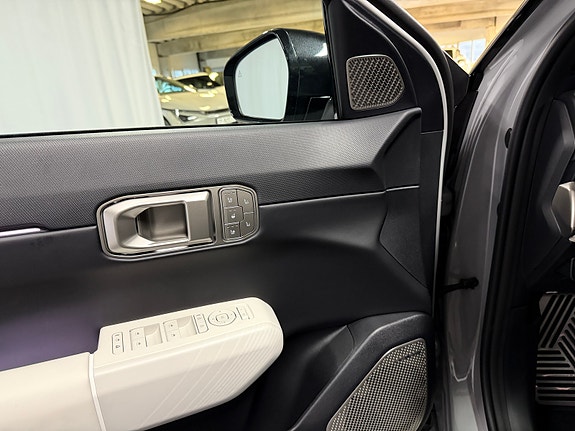 Kia EV4 12 of 30