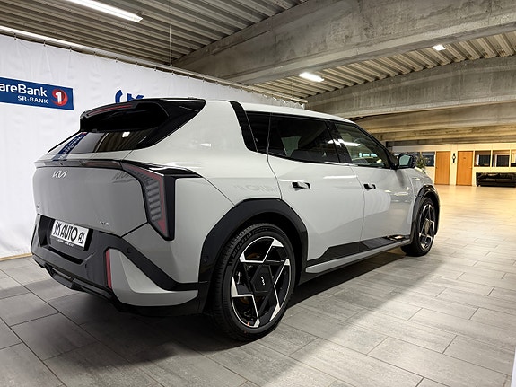 Kia EV4 3 of 30