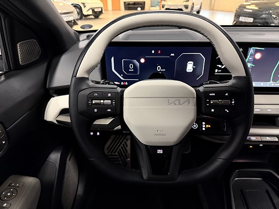 Kia EV4 22 of 30