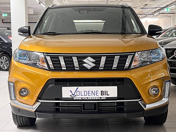 Suzuki Vitara 2 of 30