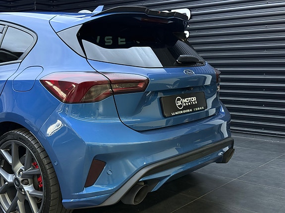 Ford Focus 7 of 30