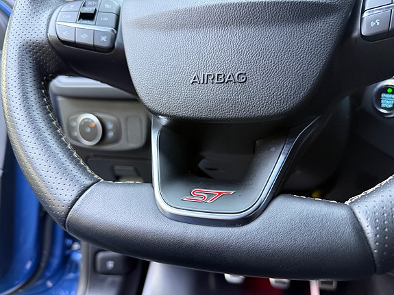 Ford Focus 15 of 30