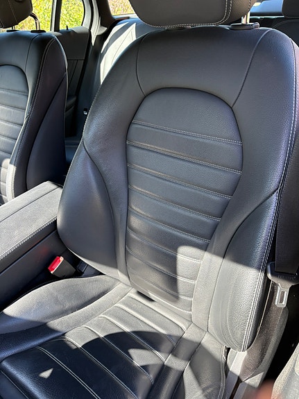 Mercedes-Benz GLC350 e 13 of 30