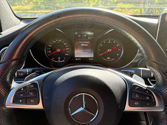 Mercedes-Benz GLC350 e 9 of 30