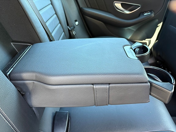 Mercedes-Benz GLC350 e 21 of 30