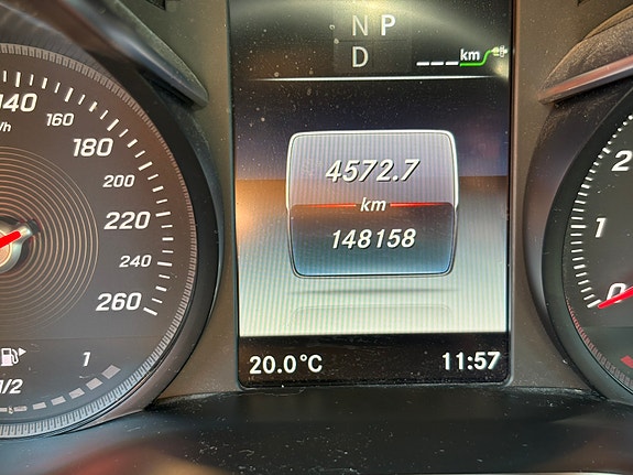 Mercedes-Benz GLC350 e 7 of 30