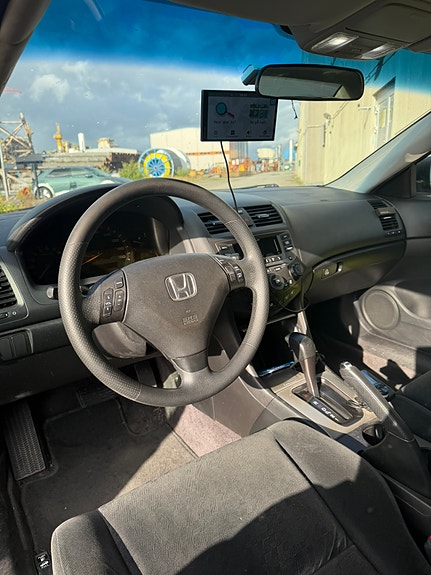 Honda Accord 7 of 19