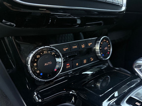 Mercedes-Benz G63 27 of 30