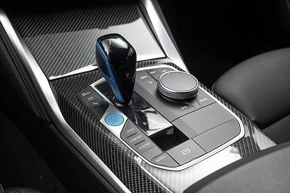 BMW i4 14 of 29