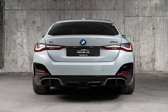 BMW i4 6 of 29