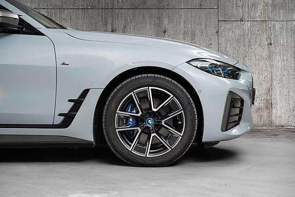 BMW i4 9 of 29