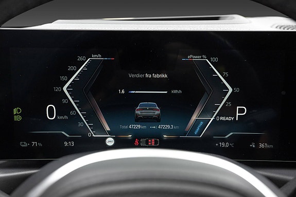 BMW i4 22 of 29