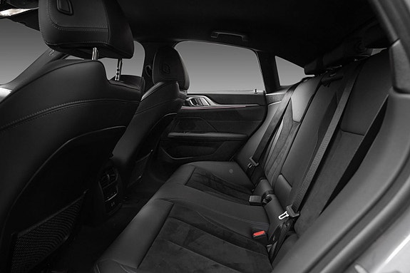 BMW i4 19 of 29