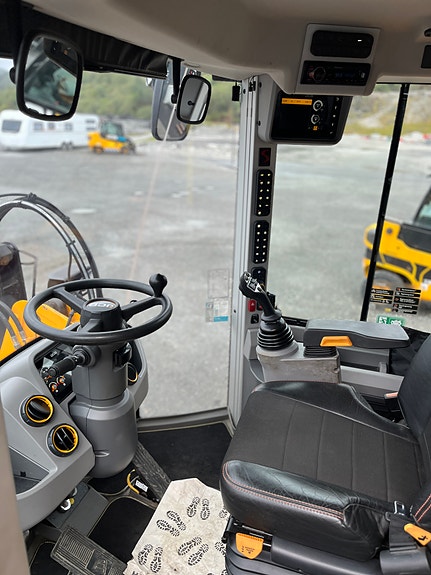 JCB 419s 10 of 18