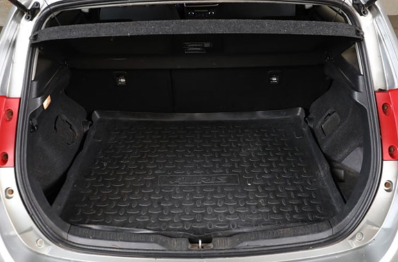 Toyota Auris 22 of 22
