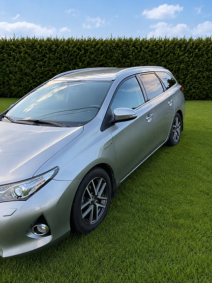 Toyota Auris 8 of 20