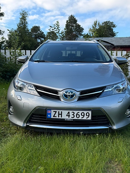Toyota Auris 10 of 20