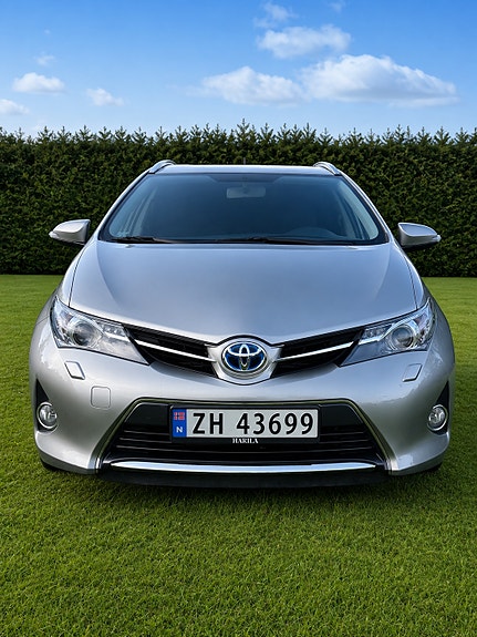 Toyota Auris 2 of 20