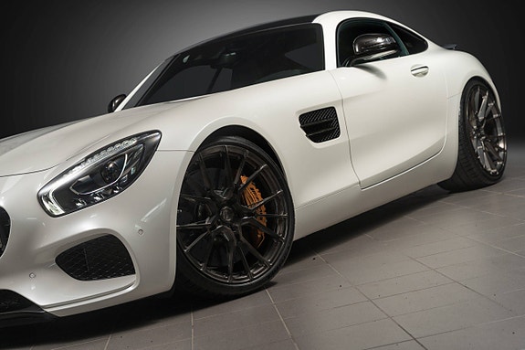 Mercedes-Benz AMG GT S 19 of 30