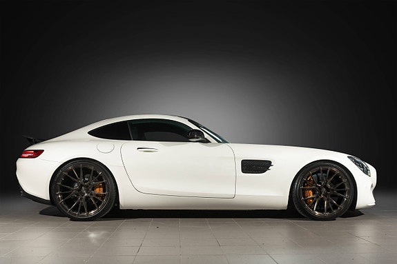 Mercedes-Benz AMG GT S 22 of 30