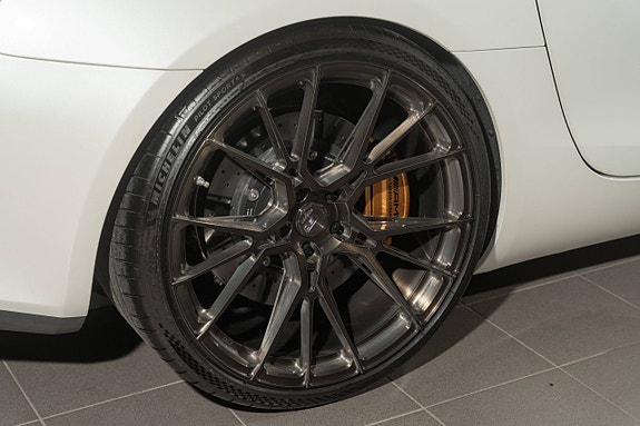 Mercedes-Benz AMG GT S 26 of 30