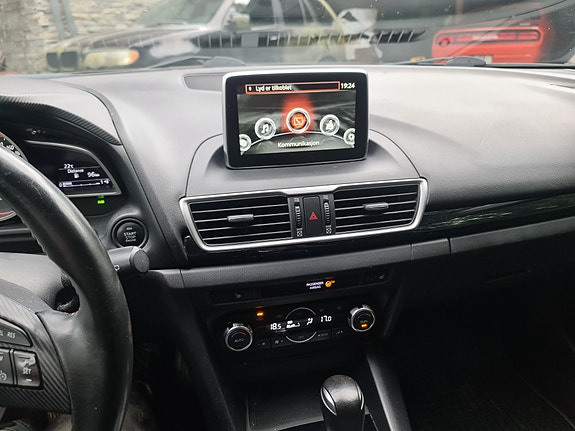 Mazda 3 10 of 22