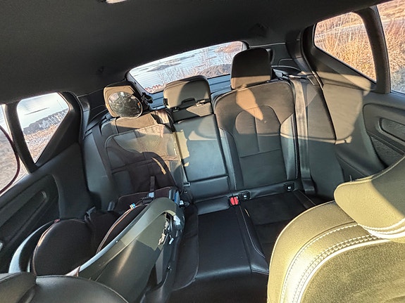 Volvo XC40 11 of 20