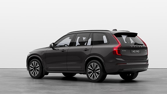 Volvo XC90 4 of 27
